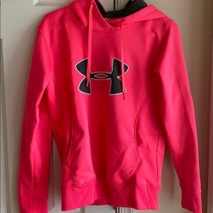 Small underarmour sweatshirts